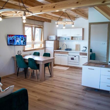 Kalinowy Sad Domki Z Jacuzzi I Sauna Mikołajki Buitenkant foto