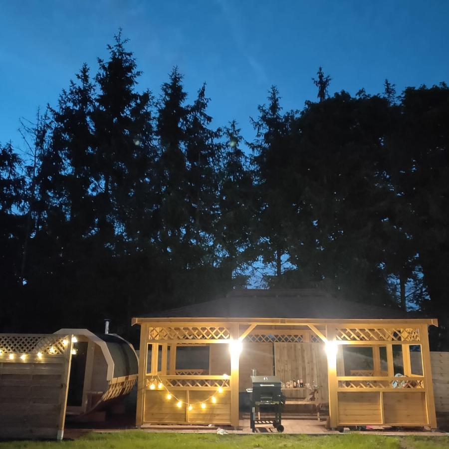 Kalinowy Sad Domki Z Jacuzzi I Sauna Mikołajki Buitenkant foto